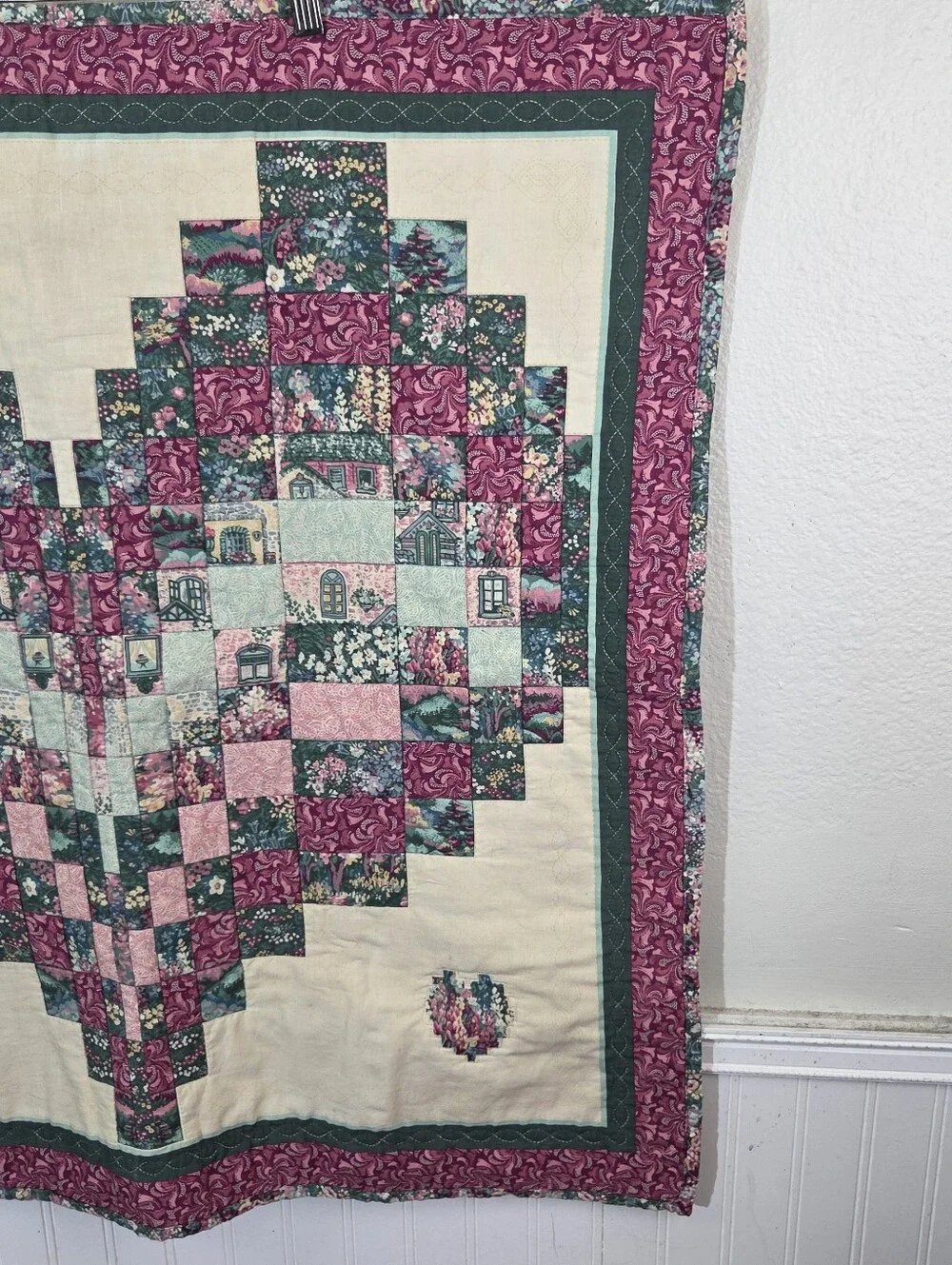 Handmade Patchwork Quilt Wall Hanging 34x33 Heart Floral Cottagecore Farmhouse